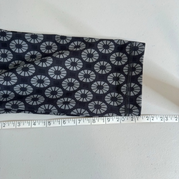 ❄️ Lululemon Wunder Under Crop ❄️ - Picture 8 of 8